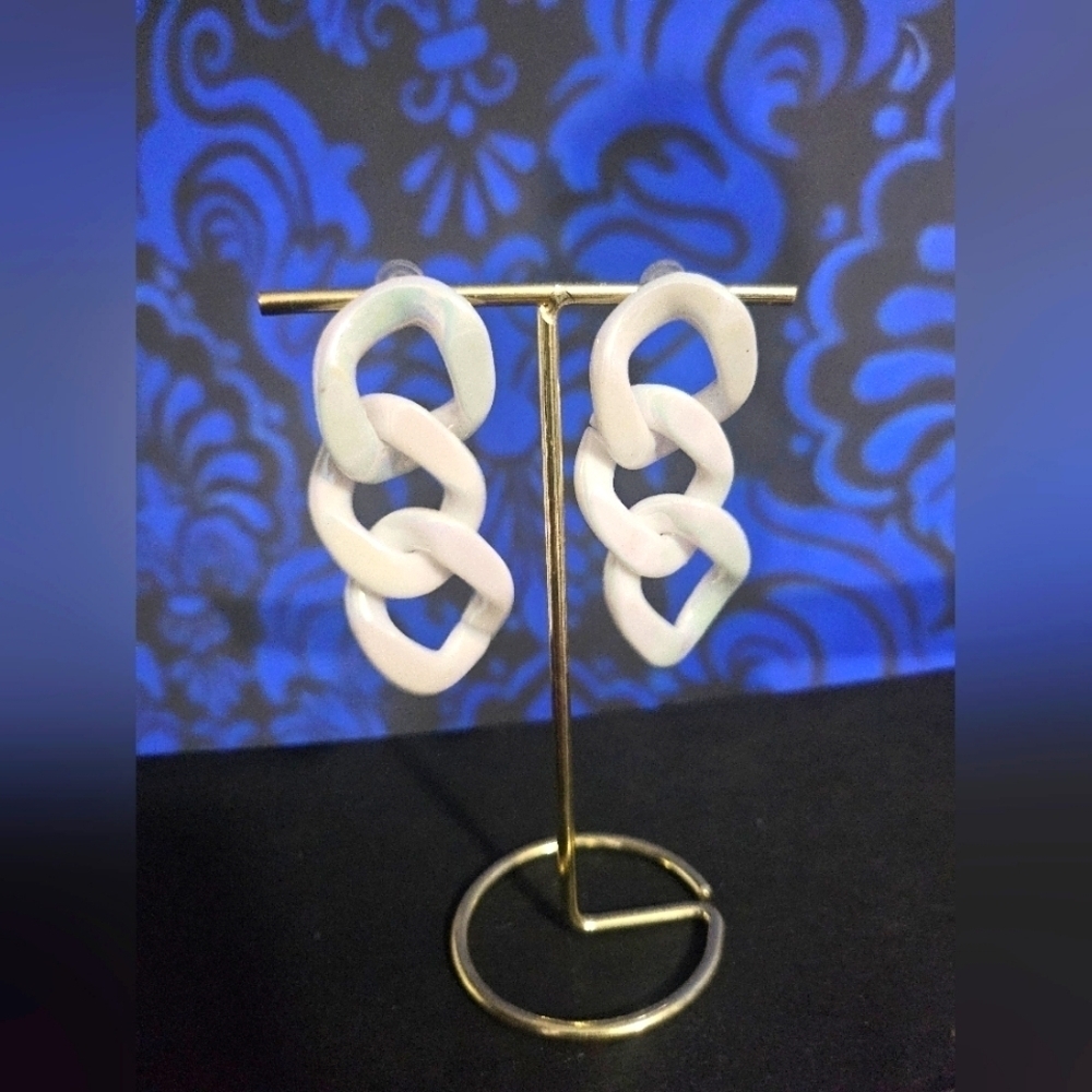 Chain Style Faux Pearl Earrings